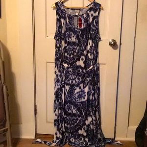 Original tags, never worn. Plus size sun dress.